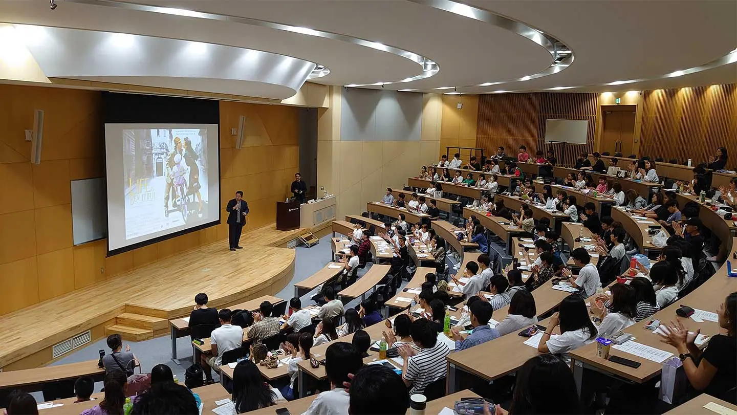亜細亜大学「未来をつくるキャリアの授業」に弊社渡辺が登壇しました